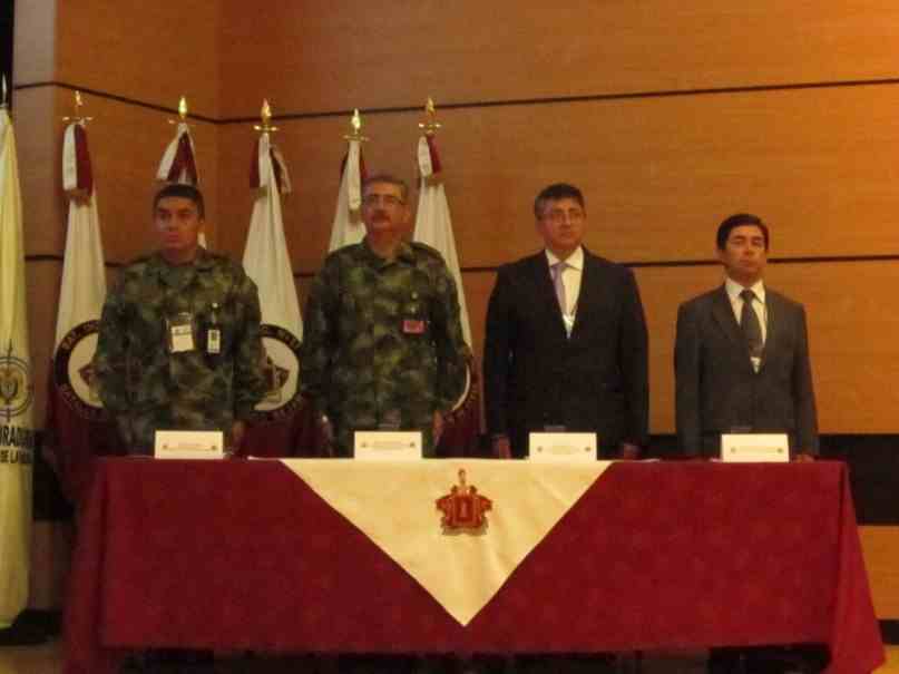 Como parte de las iniciativas del grupo Carlos Mauro Hoyos para el fortalecimiento de la línea de investigación en gestión del riesgo de desastres y en colaboración con la Escuela de Ingenieros Militares (ESING) se realizó la tercera Cátedra Carlos Mauro Hoyos del 2014