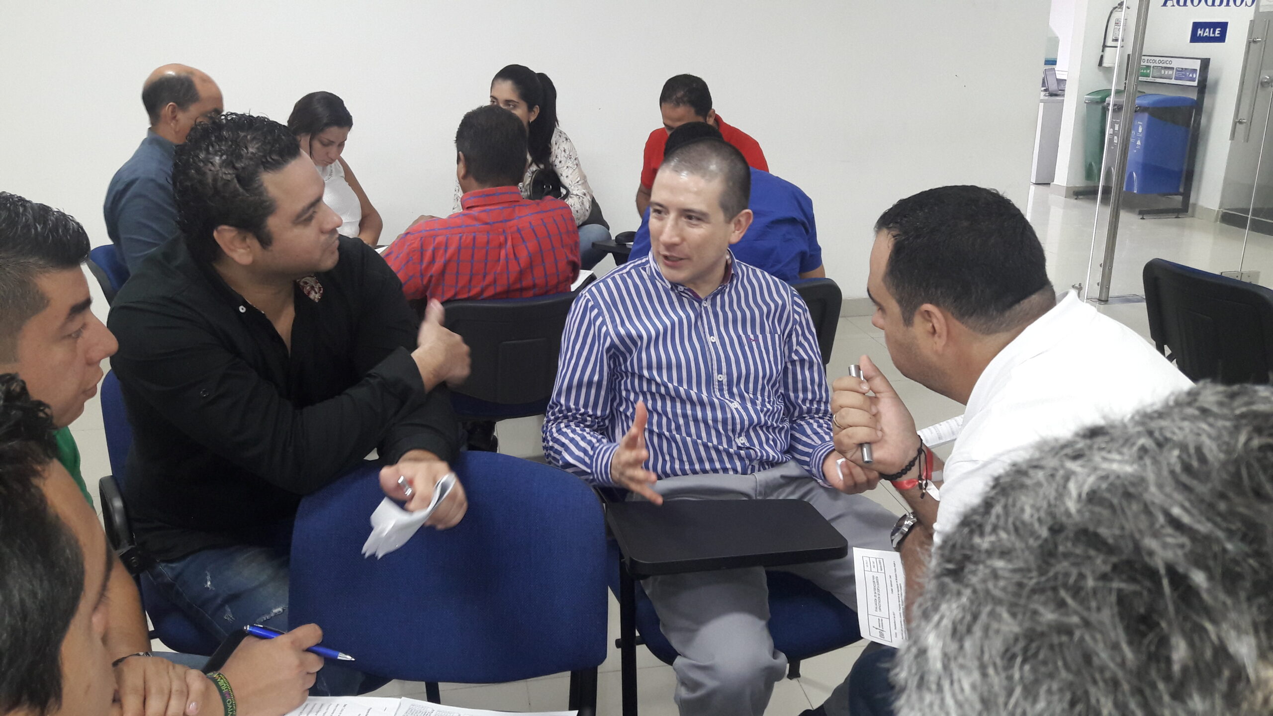 En distintos puntos de la geografía colombiana continúa el desarrollo exitoso del Programa de capacitación de personeros del Instituto de Estudios del Ministerio Público